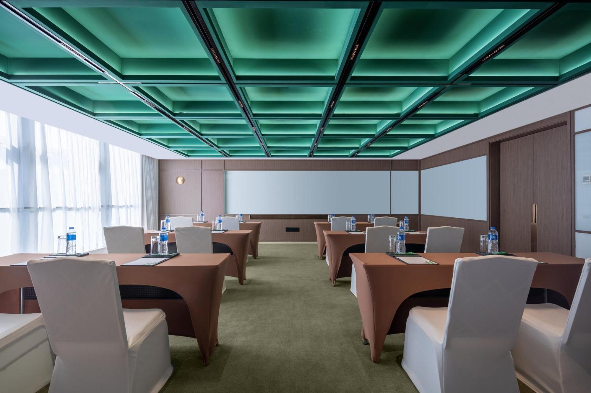 Holiday Inn Beijing Focus Square By Ihg Εξωτερικό φωτογραφία